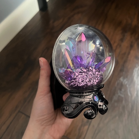 Bath Body Works Halloween 2022 CRYSTAL BALL NIGHTLIGHT Wallflower Plug Diffuser - Picture 3 of 4